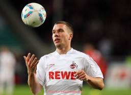 柠檬体育直播-鲁能赛程暗藏玄机：中超联赛关键节点与保级队狙击战